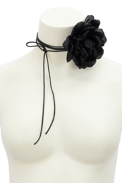 Black Rose Neck Corsage