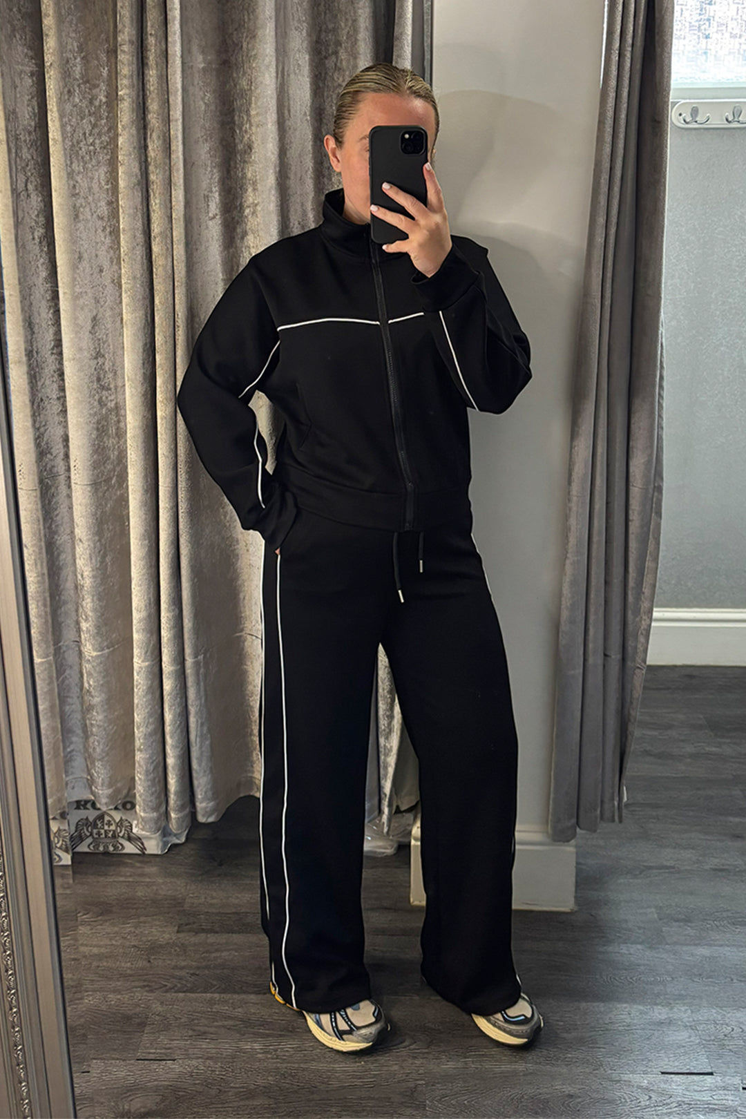 Black & White Contrast Piping Loungesuit