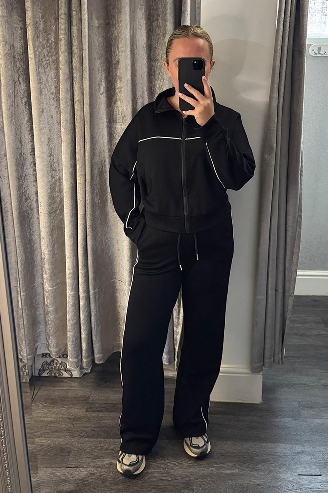 Black & White Contrast Piping Loungesuit